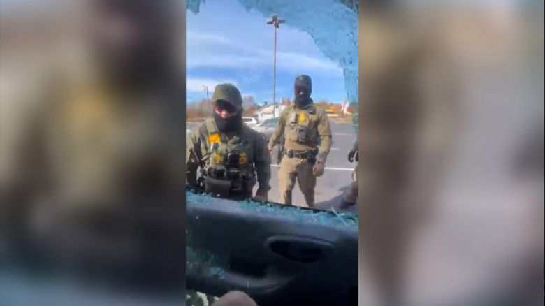 RenameThisHorizontal CLN.00_00_06_10.Still001.jpg