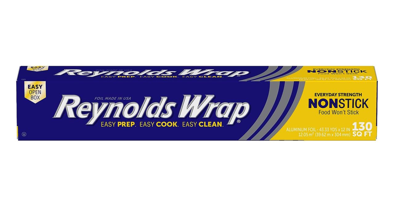 Reynolds Wrap Heavy Duty Non-Stick Aluminum Foil, 35 sq ft - City Market