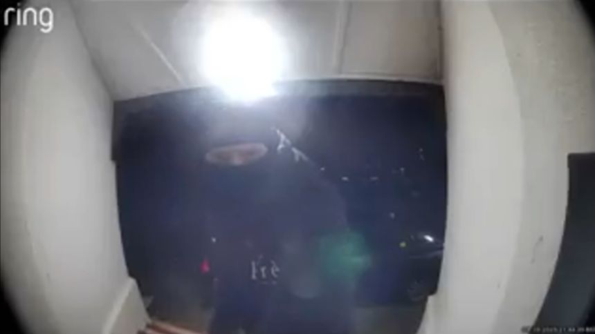 Doorbell footage of UK mosque set ablaze