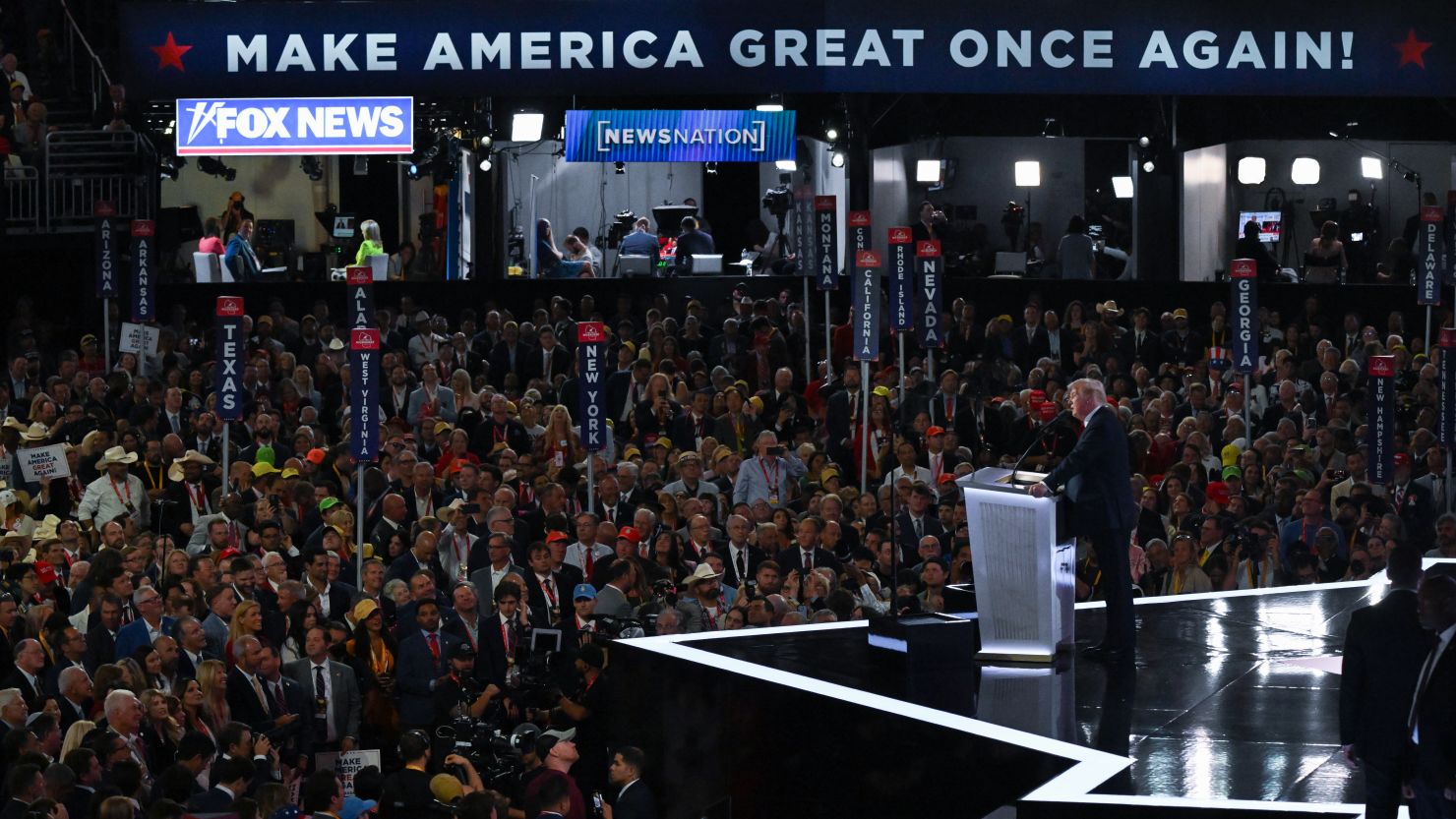 A tale of two presidents as Trump claims his triumph and Biden’s hopes begin to fade CNN Politics