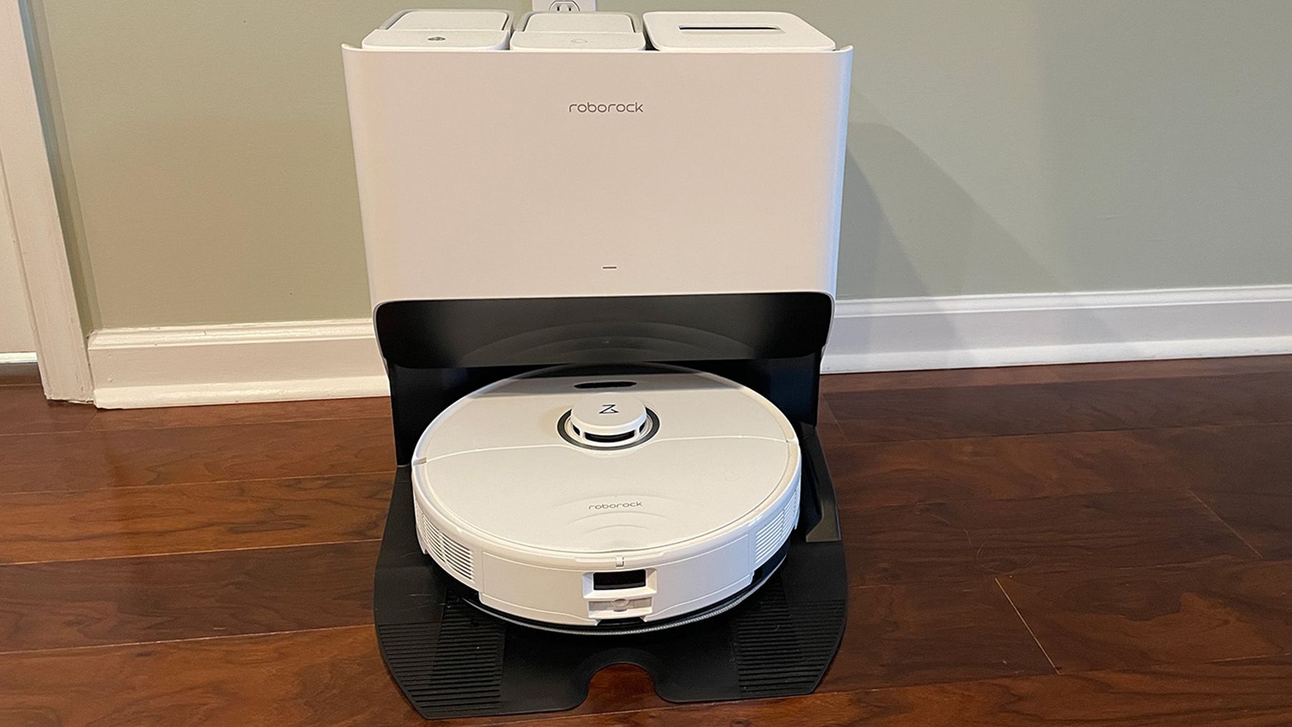 Roborock S7 MaxV Ultra Review: The Best Robot Vacuum You Can Buy Today!