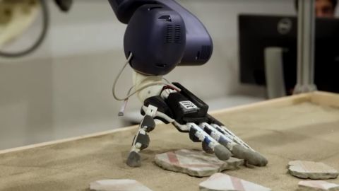 Manos robóticas ayudan a revivir los frescos de Pompeya