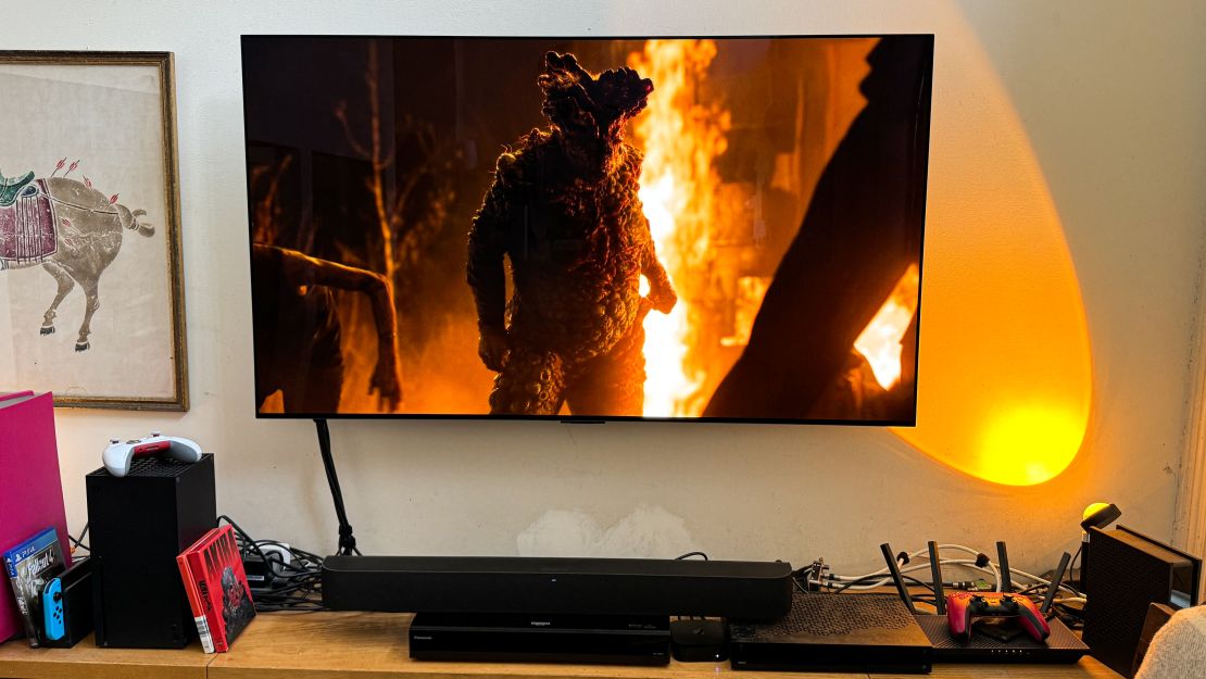 On a TV above the Roku Streambar Pro, a bloater monster appears in HBO’s “The Last of Us.”