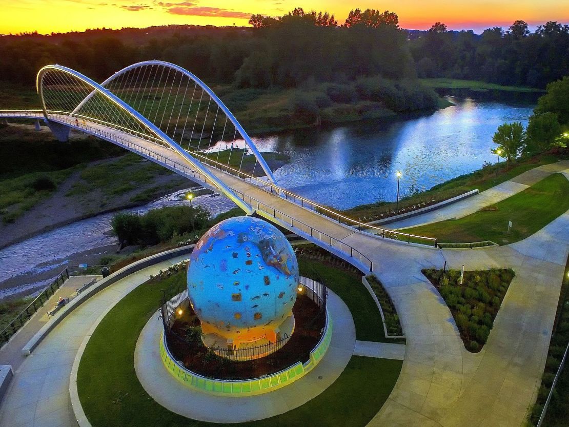 CI_RonCooperForTravelSalem_SalemOR_MidSizeCities.jpg