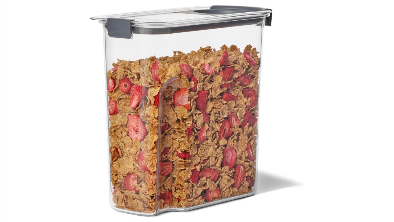 Rubbermaid Brilliance Airtight Cereal Food Storage Container 18-Cup  .jpg