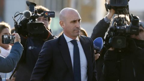 Luis Rubiales entra en el juzgado en Madrid, España, el martes.