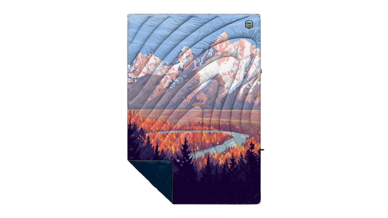 Rumpl Grand Teton National Park Blanket Product Card cnnu.jpg