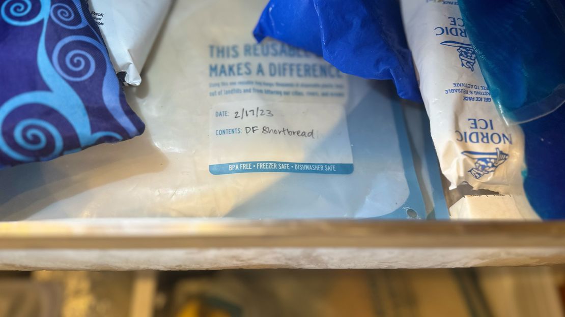 Ziploc bags stand up to freezer burn (with video)