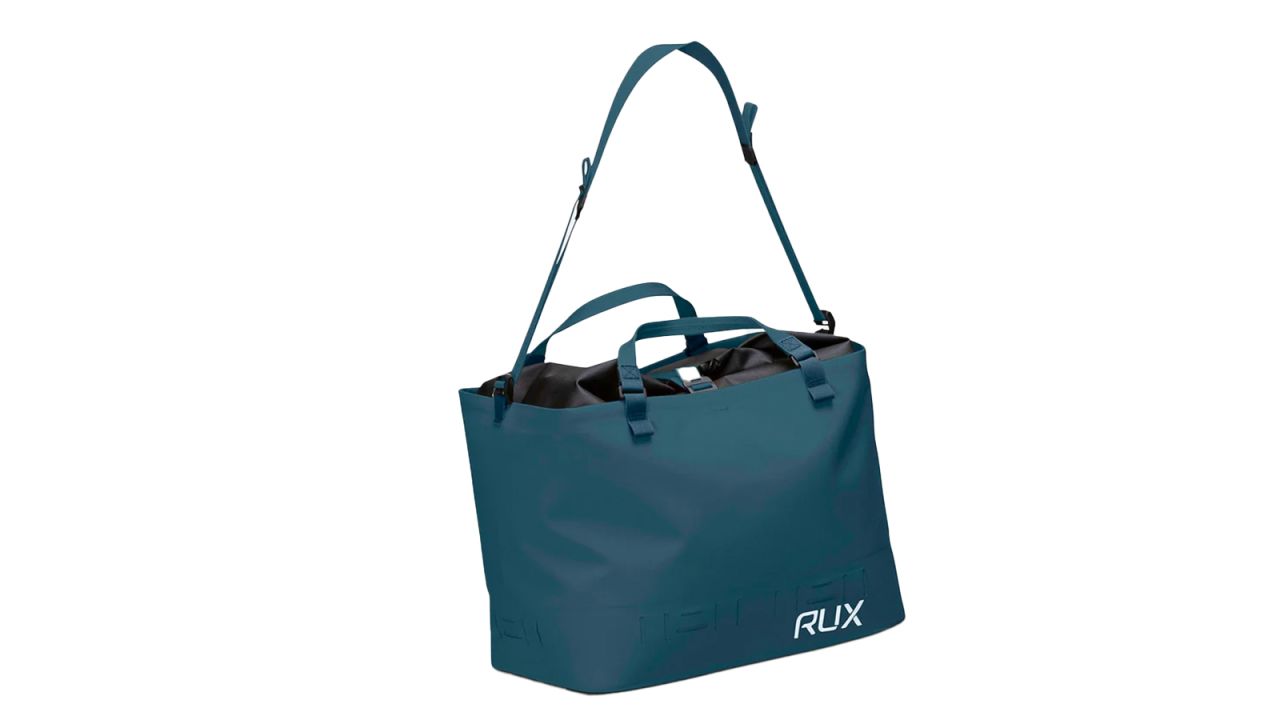 rux-waterproof-bag-cnnu.jpg