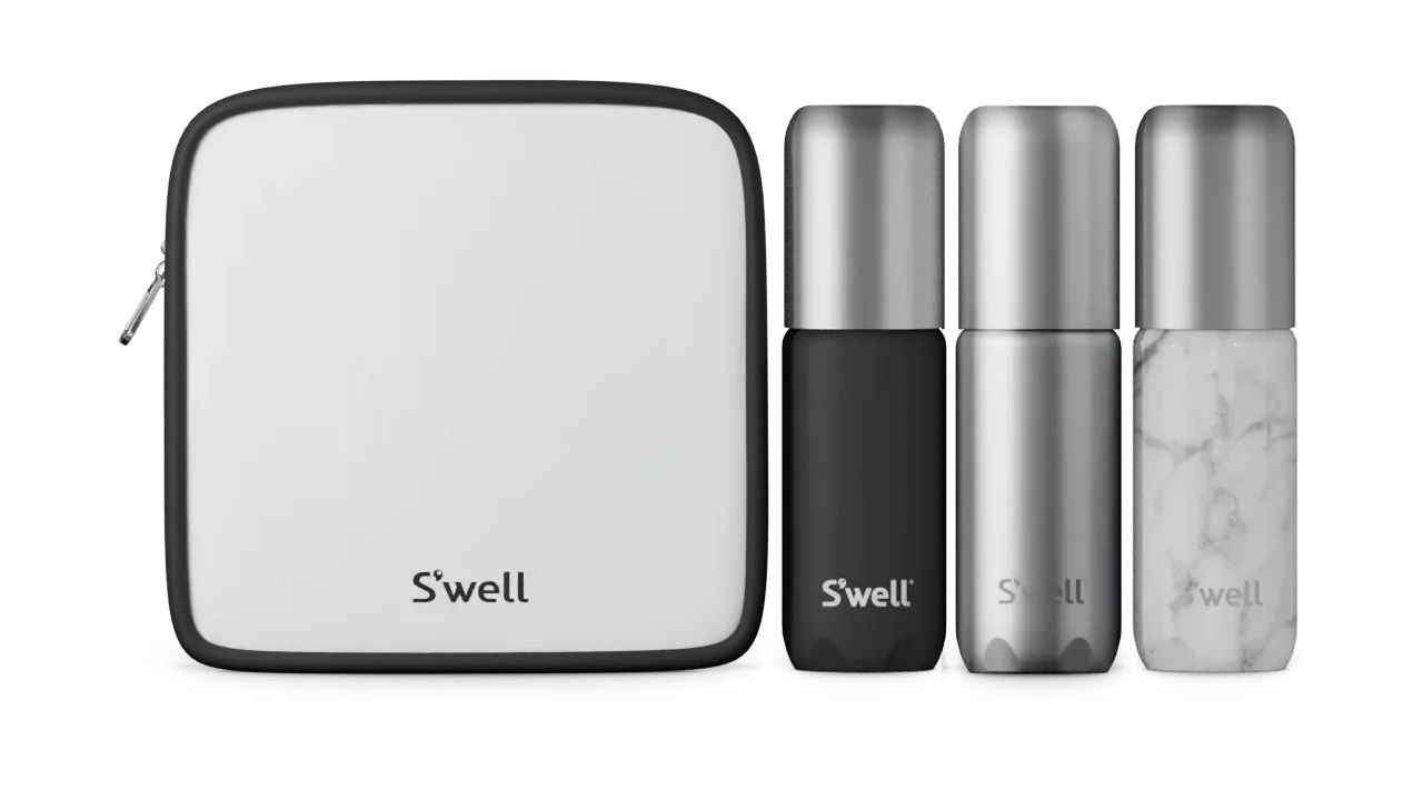 A photo of the S'well Travel Bottle set in the Onyx colorway