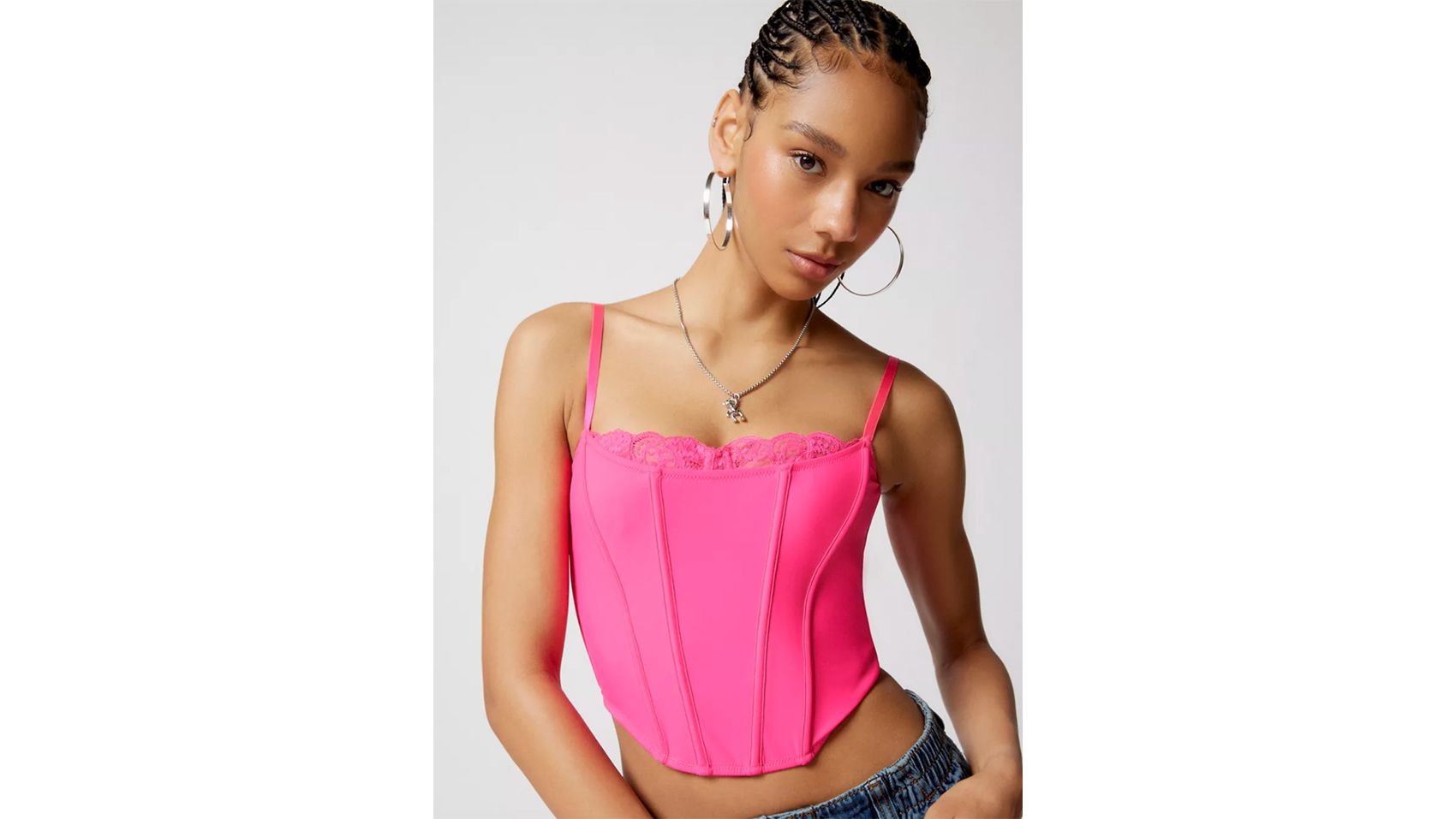 Kelder melk wit eiland Barbiecore: 34 pink wardrobe essentials for this fashion trend | CNN  Underscored