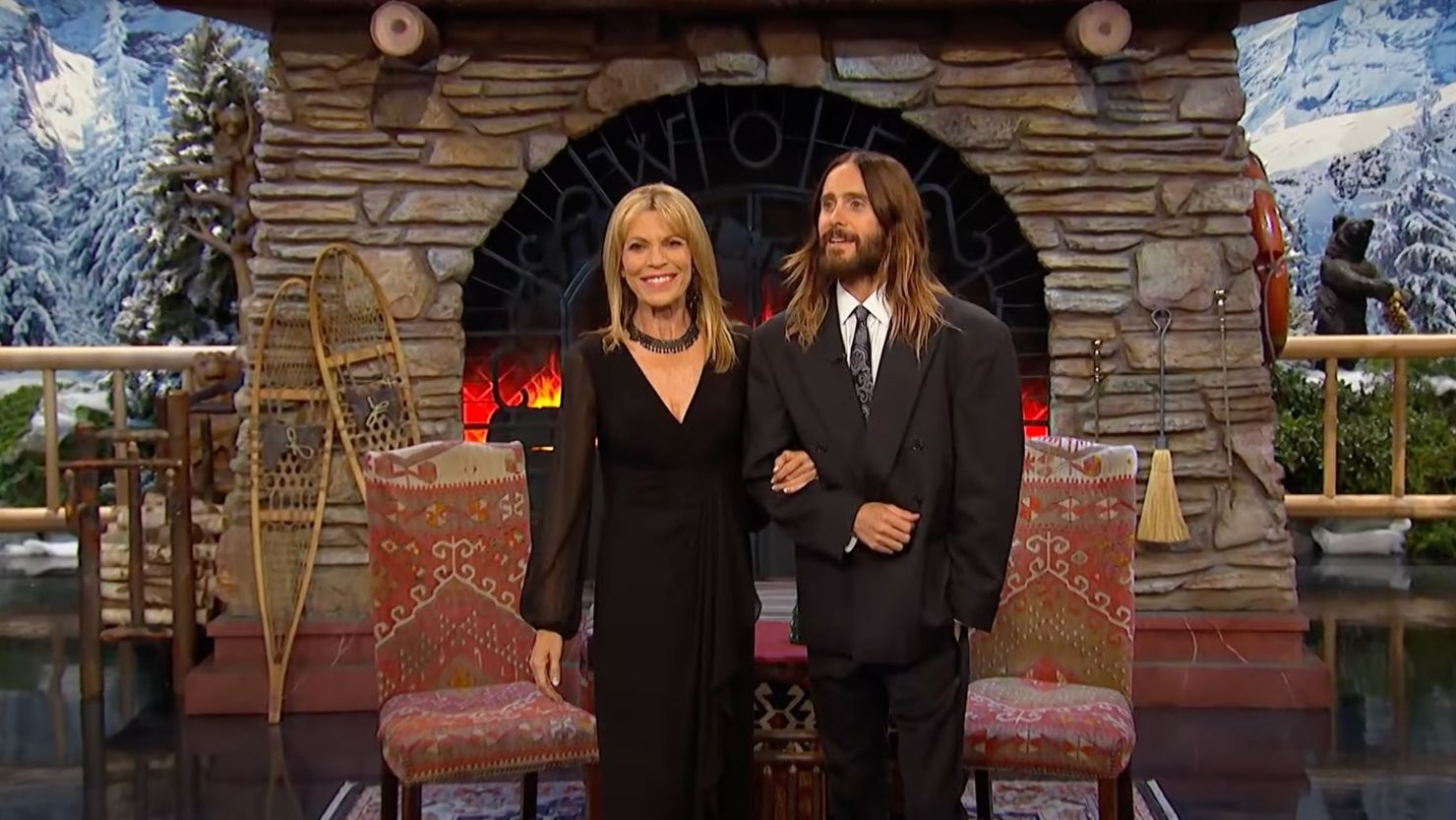 Jared Leto makes a surprise appearance on "Wheel of Fortune" with Vanna White.
