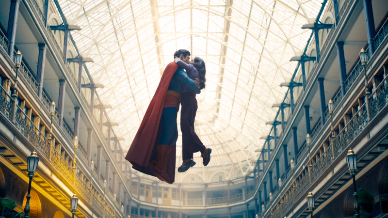 Superman smashes box office expectations, soaring towards $130 million opening | CNN Business