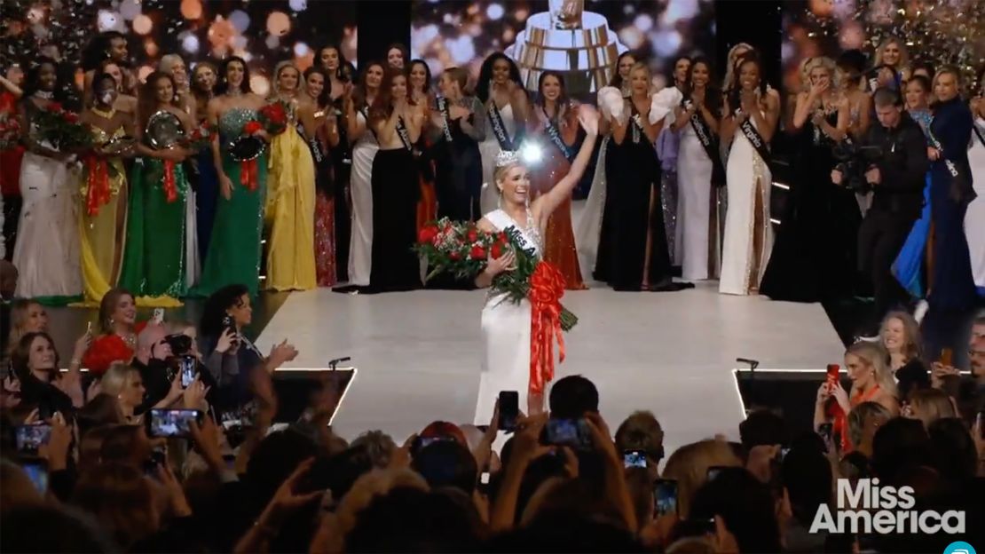 Stockard pictured on stage following her win in Orlando, Florida.