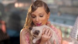 Taylor Swift with her cat Benjamin Button on the set of the “ME!” music video.