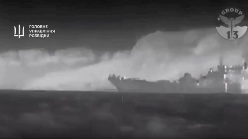 Oekraïne heeft een Russisch oorlogsschip in de Zwarte Zee vernietigd, zei een Oekraïense defensiefunctionaris