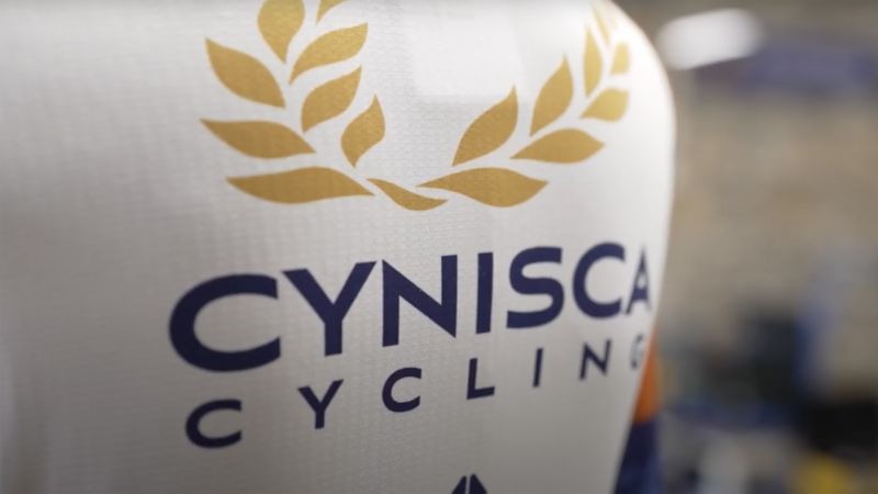 Американският женски отбор по колоездене Cynisca беше спрян от Международния