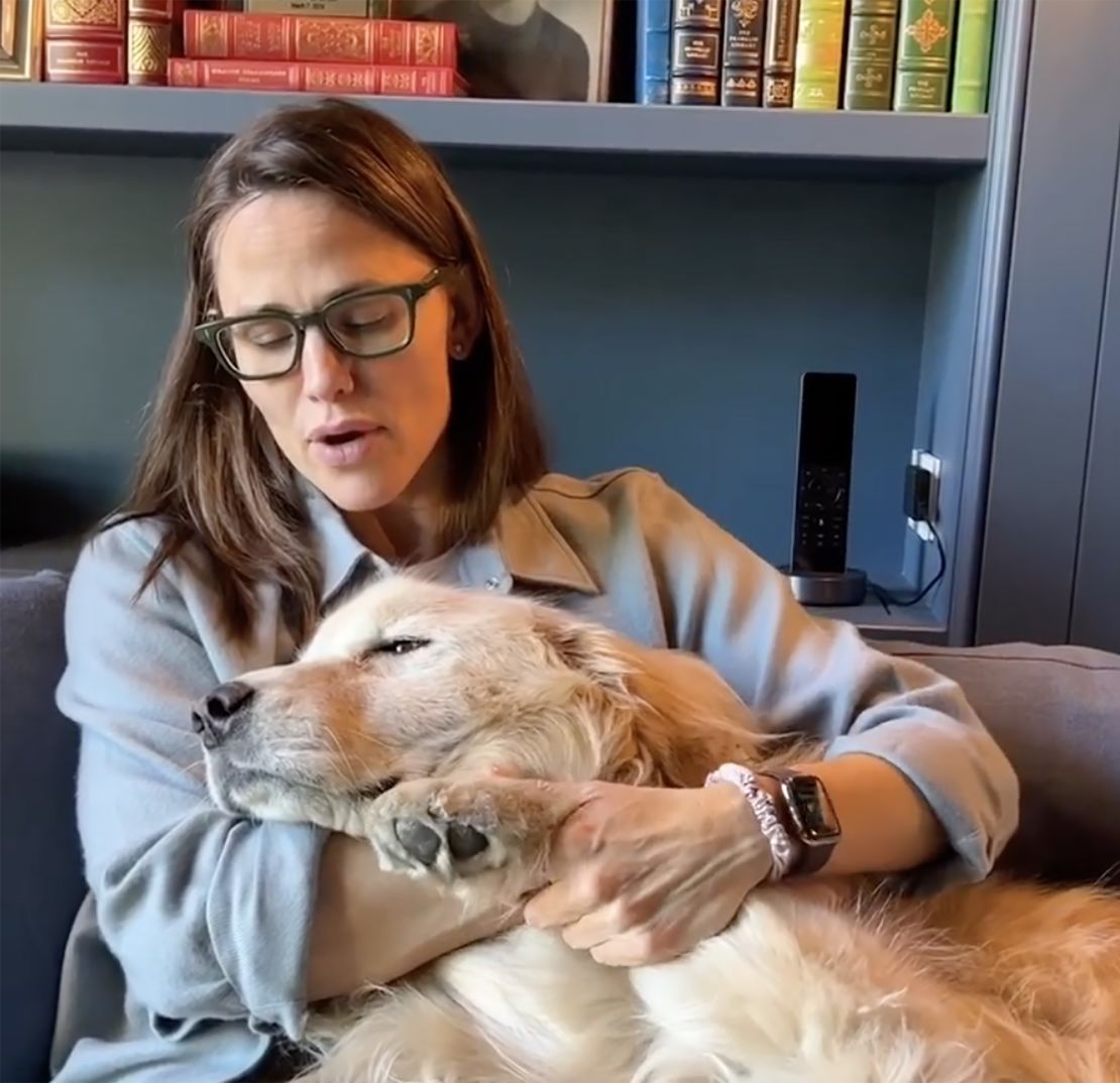 Jennifer Garner and Birdie.