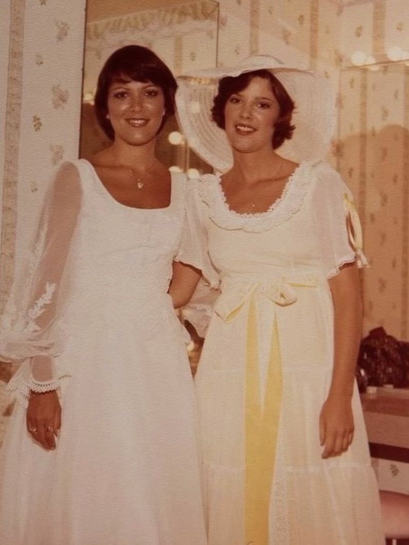 Kris Jenner (left) and Karen Houghton (right).