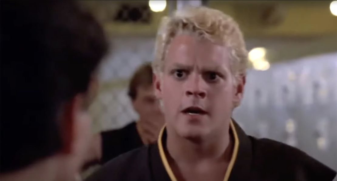 McQueen estrelou como Dutch ao lado do ator principal Ralph Macchio nos filmes "Karate Kid".