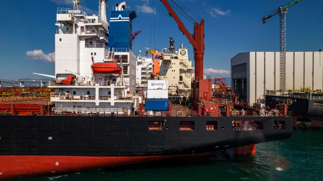 Seabound completed a pilot test with global shipping company Lomar, during which they say 90% of the CO2 coming from the ships’ exhaust was captured.