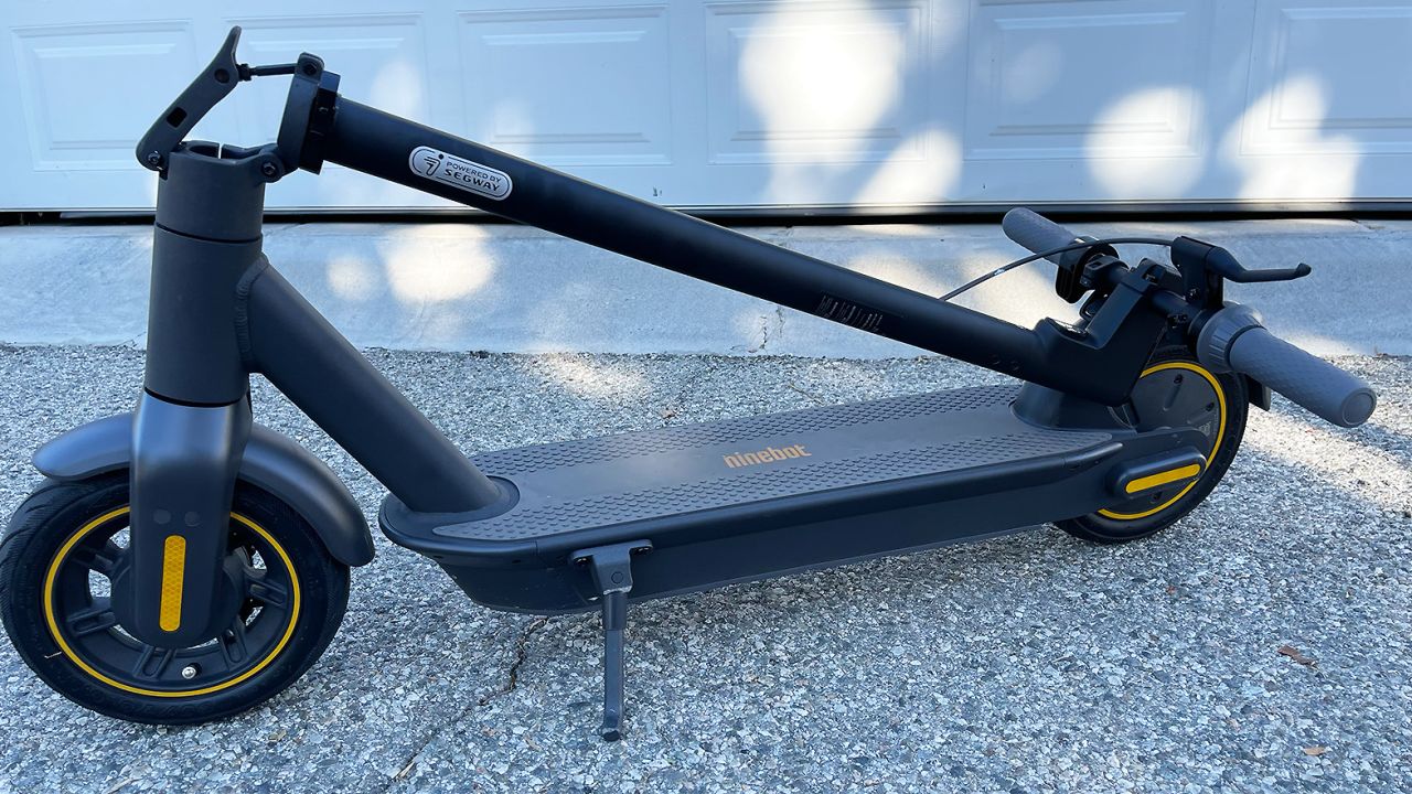 An electric scooter folds into a compact, easy-to-carry package that takes up less room than even most small folding bicycles, making it a good option for commutes that also involve public transportation. And they're easy to store at your destination.