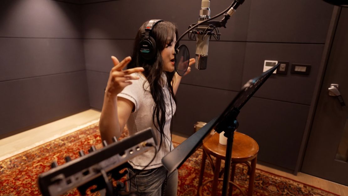 K-pop hopeful Seoyoung Yun in the recording booth.