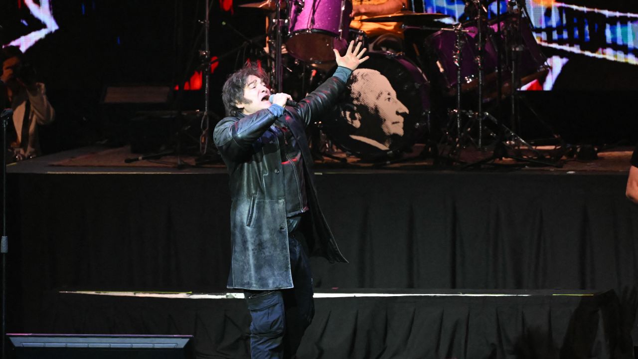 Sequence 01.00_00_25_11.Still001.jpg