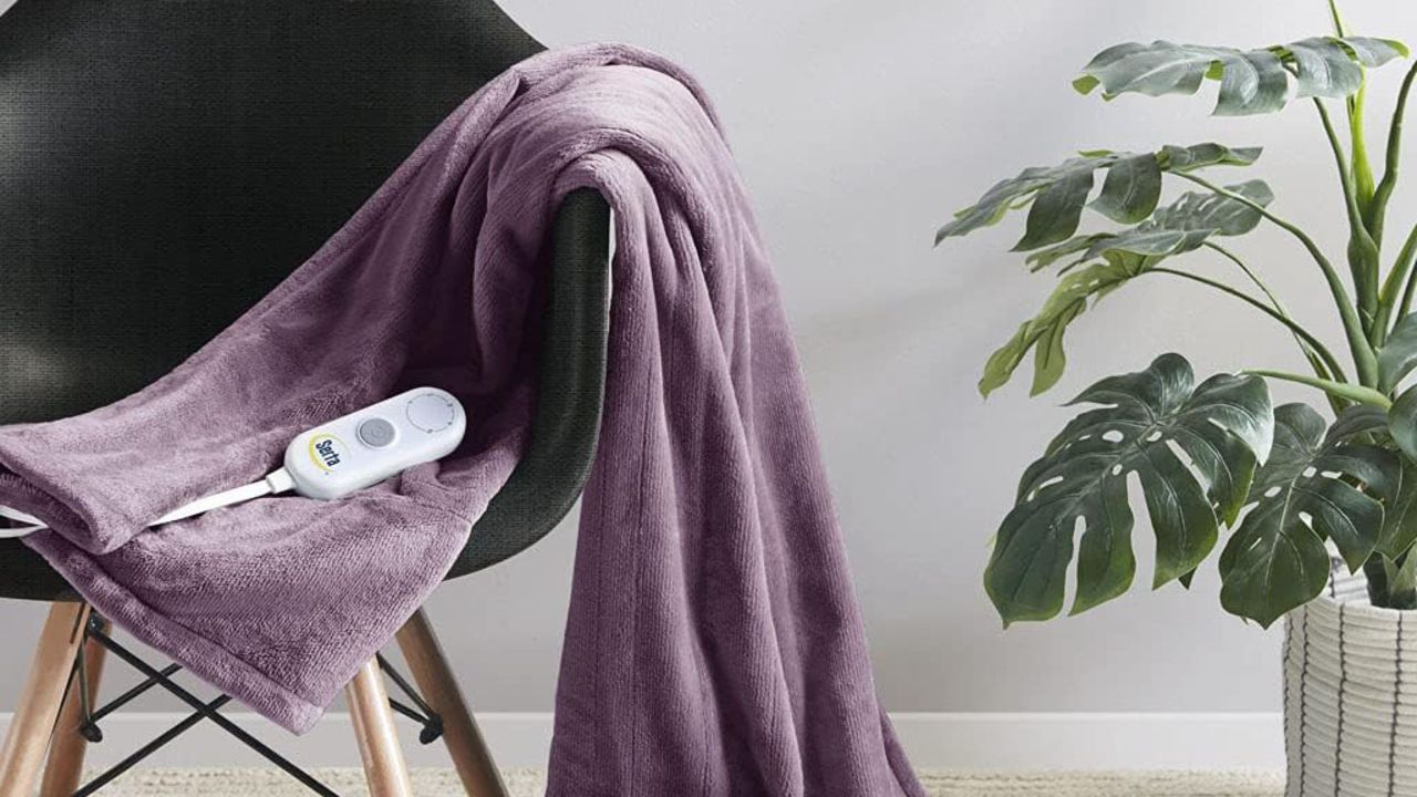 Serta Luxuriously Soft Plush Electric Blanket cnnu.jpg