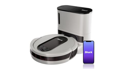 Shark Cordless Pet Plus Stick Vacuum with Self Cleaning Brushroll and PowerFins Technology.jpg