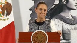 La presidenta de México, Claudia Sheinbaum, habla en la conferencia matutina del jueves 3 de abril de 2025, un día después del anuncio de aranceles del Gobierno de Donald Trump.