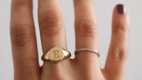 ShopEvren Personalized Signet Ring