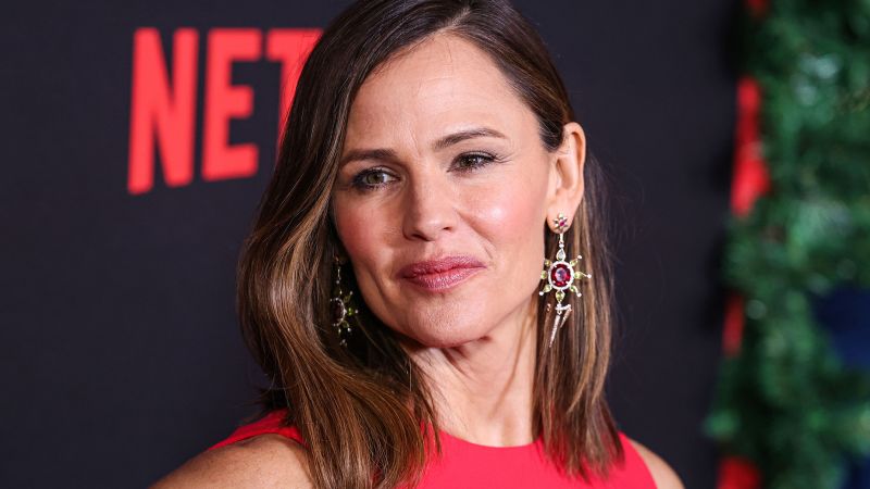 Jennifer Garner lets her kids experience ‘benign neglect.’ Here is why you should, too 