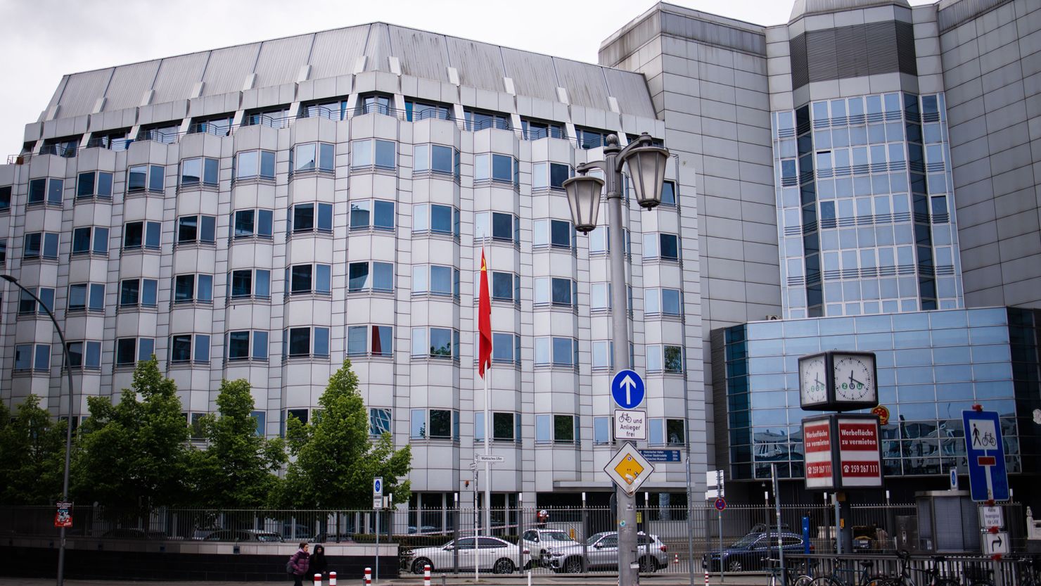 The German Federal Public Prosecutor announced that three people were arrested under suspicion of spying for China.