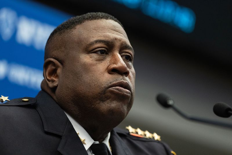 Jeffrey Maddrey, Ex-NYPD official, admits a relationship with