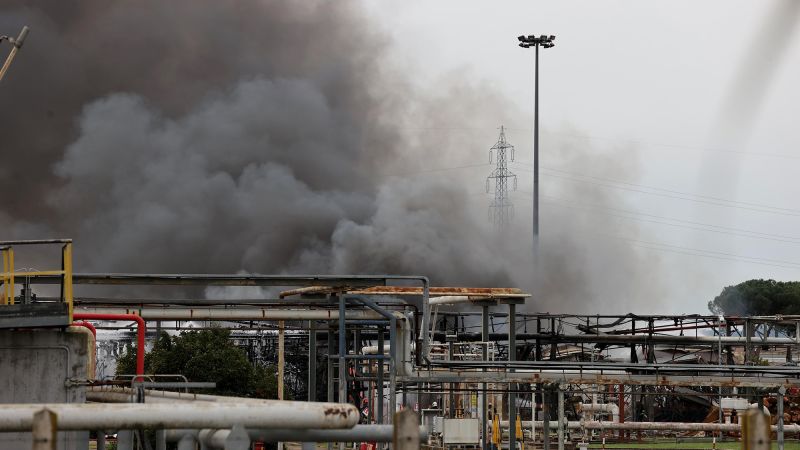 At least two killed and four missing in explosion at Italian gas refinery | CNN