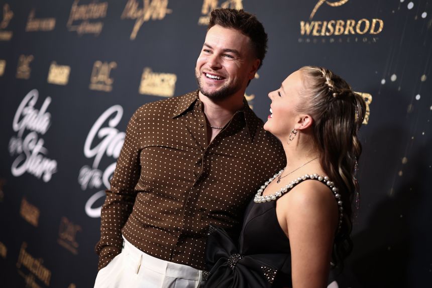 Siwa and boyfriend Chris Hughes at the 2025 Dancers Against Cancers gala in Los Angeles this month.