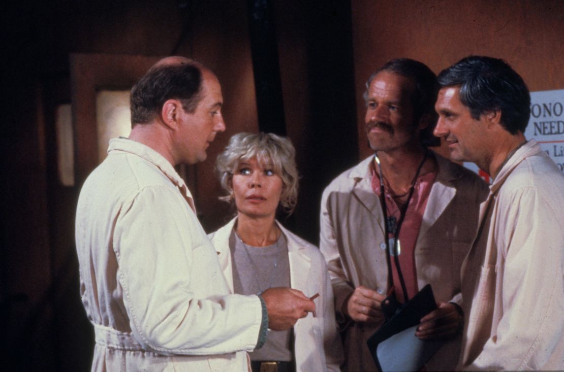 David Ogden Stiers, Loretta Swit, Mike Farrell Film and Alan Alda appear in an eipsode of ‘M.A.S.H.’
