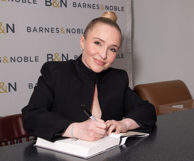 DEA joins investigation into Hayden Panettiere's death; Jonathan Jackson says she 'had such a bright light within her'