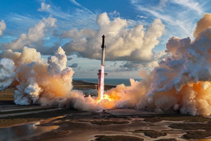 SpaceX's Starship reaches orbit and deploys Starlink satellites for the first time, but its loss sparks a 'crisis' among satellite operators