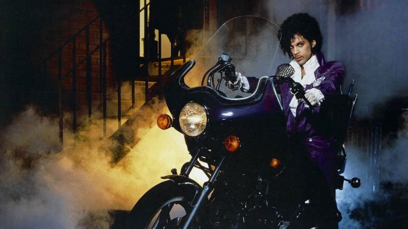 „Purple Rain“ на Prince става на 40 години и едно нещо все още звучи вярно: Неговата автентичност