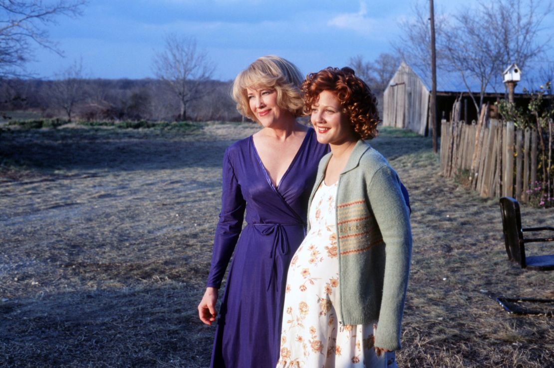 Catherine O'Hara, Drew Barrymore in "Home Fries."