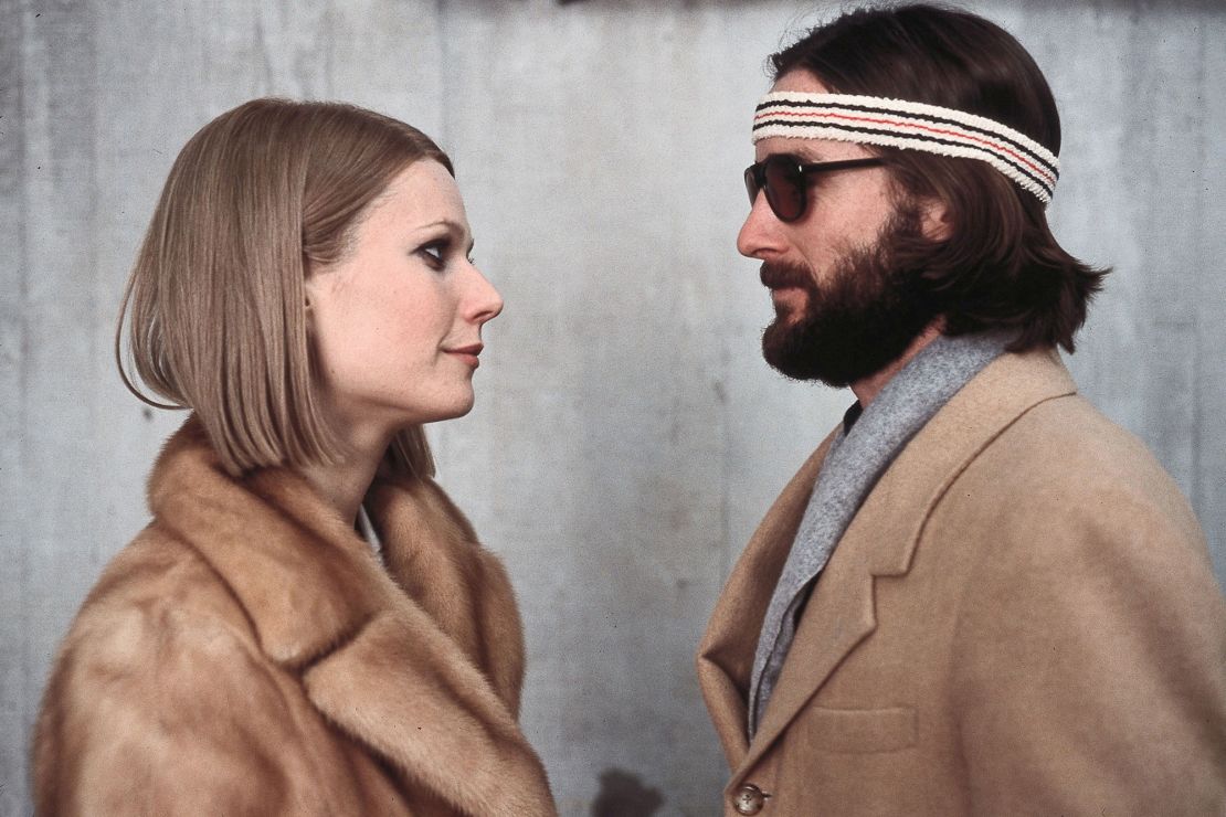 Gwyneth Paltrow and Luke Wilson as sibling Margot and Richie Tenenbaum in 