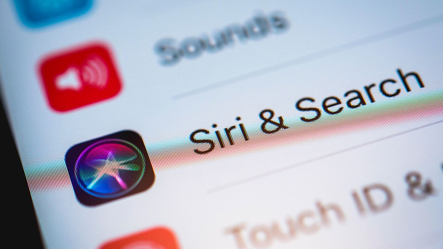 An iPhone chatbot? Siri could get a big boost with the help of artificial intelligence