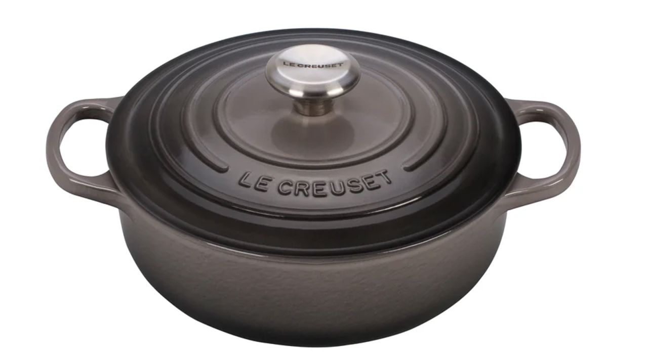 Signature 3.5-Quart Round Enamel Cast Iron French:Dutch Oven .jpg