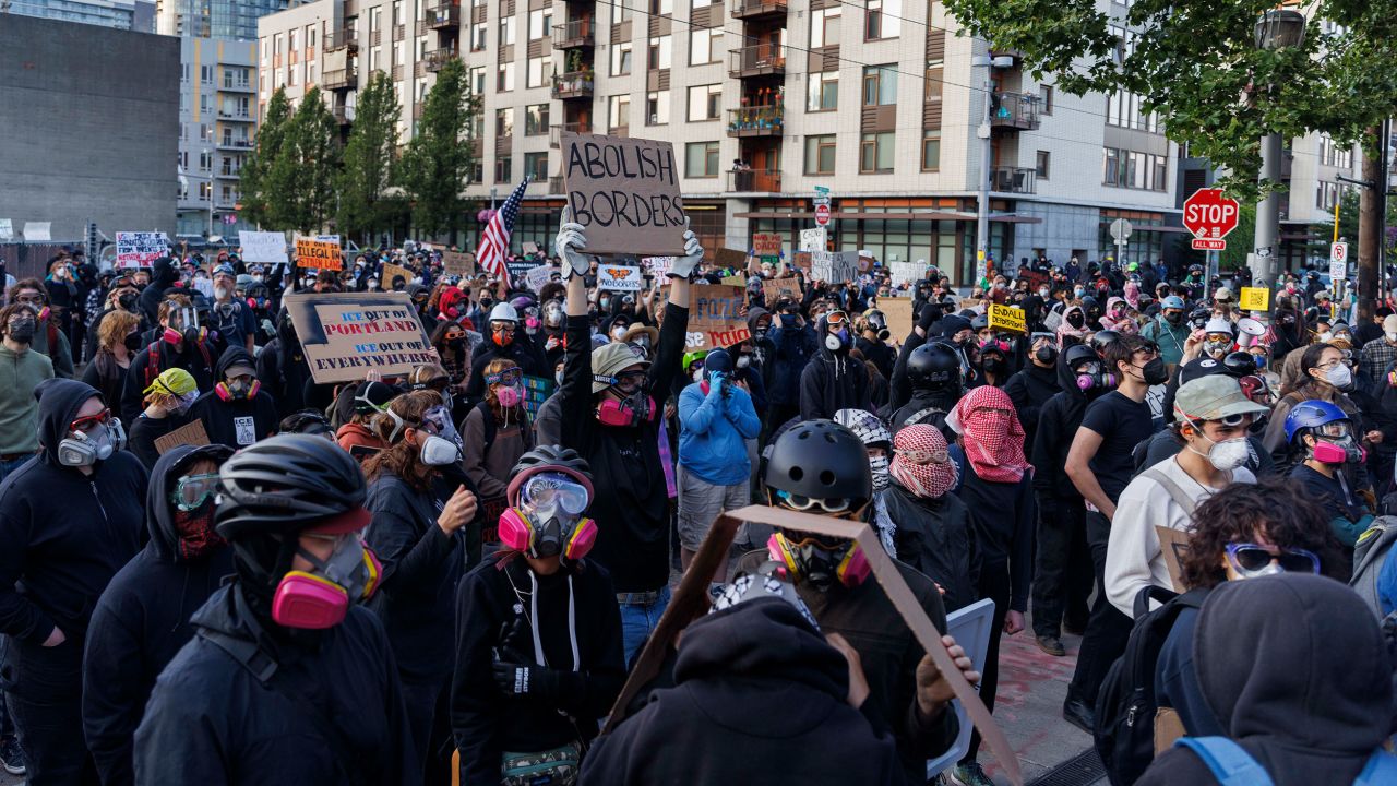 PORTLAND, OREGON USA - JUNE 18, 2025:  The largest crowd yet, estimated at about 500 people,  came to demonstrate against Immigration and Customs Enforcement (ICE) at their building in southwest Portland. They eventually were met with tear gas, rubber bullets, and other munitions. 

(Photo by John Rudoff/Sipa USA)