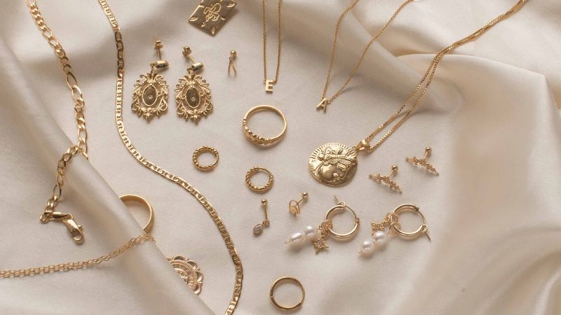 jewelry brands that dont tarnish        
        <figure class=