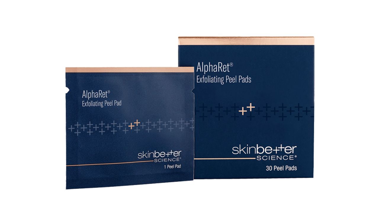 skinbetter-science-alpharet-exfoliating-peel-pad.jpg