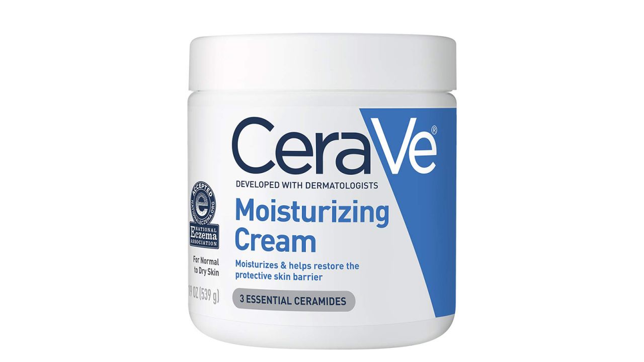 slugging CeraVe Moisturizing Cream.jpg