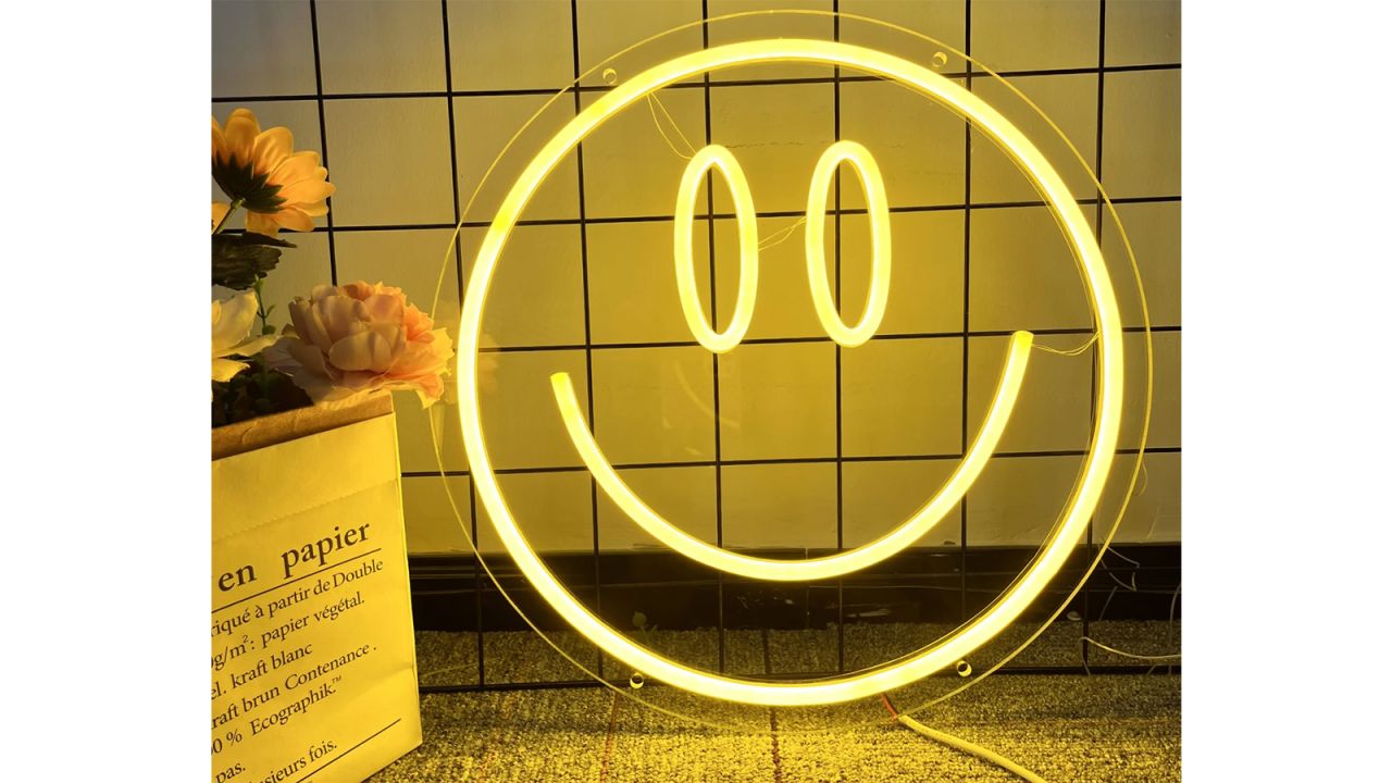 smiley neon.jpg